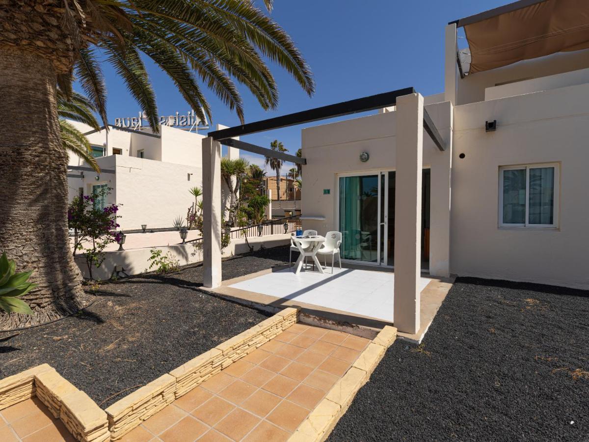 Apartamento con terraza y piscina en Corralejo Exterior foto