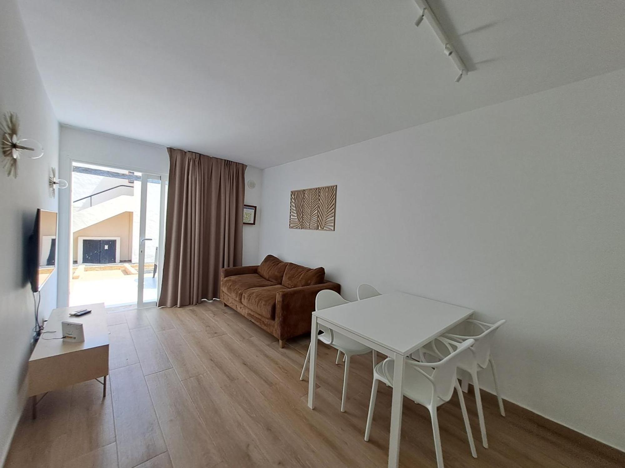 Apartamento con terraza y piscina en Corralejo Exterior foto